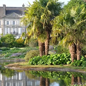  Hotel Ch\u00e2teau De La Folti\u00e8re France